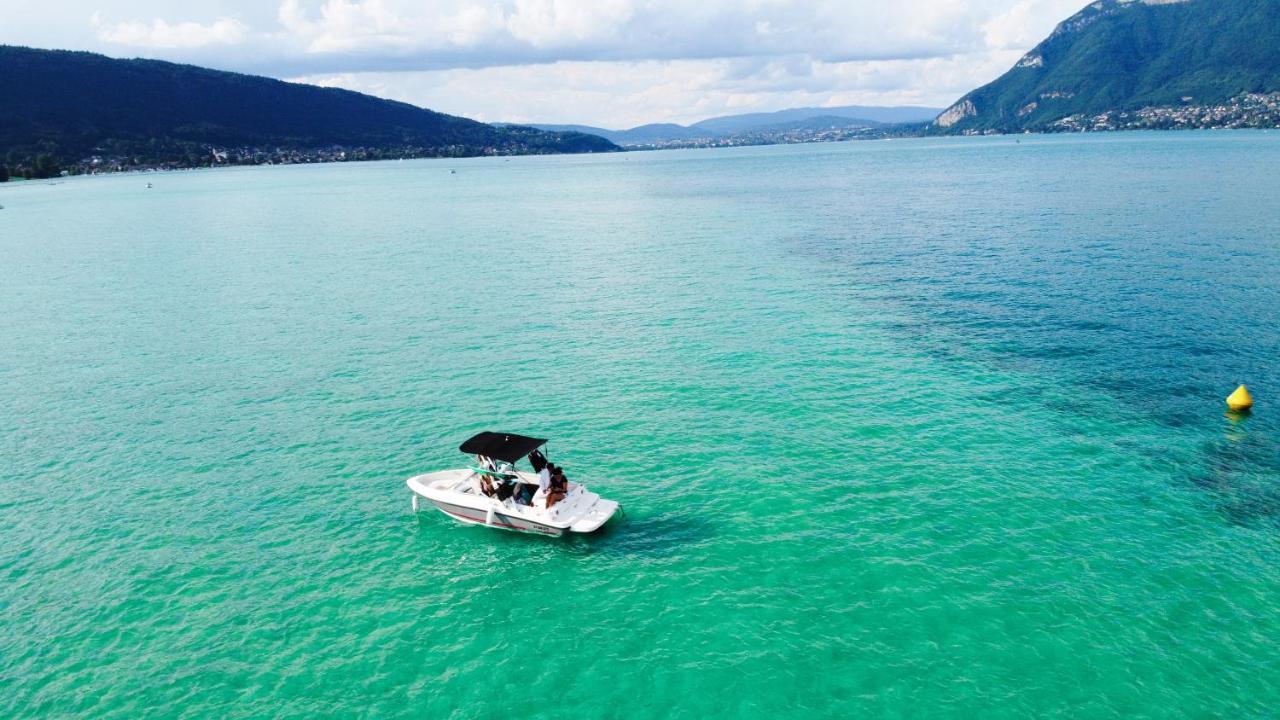Les Suites D'Anniciaca - Hyper Centre Avec Vue Sur Le Chateau Annecy Exterior photo