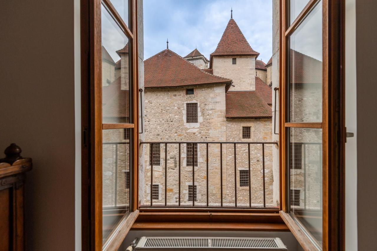 Les Suites D'Anniciaca - Hyper Centre Avec Vue Sur Le Chateau Annecy Exterior photo